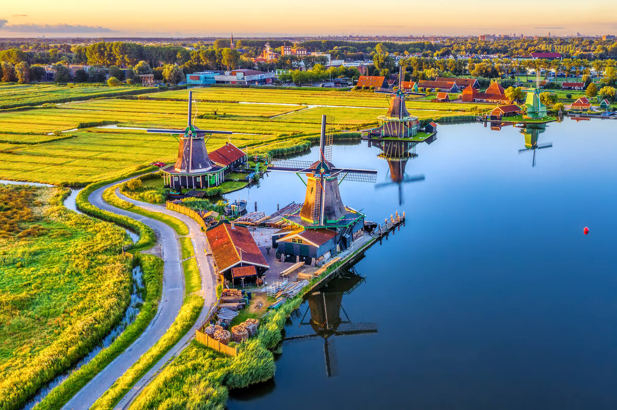 Zaanse Schans yel değirmenleri, Hollanda