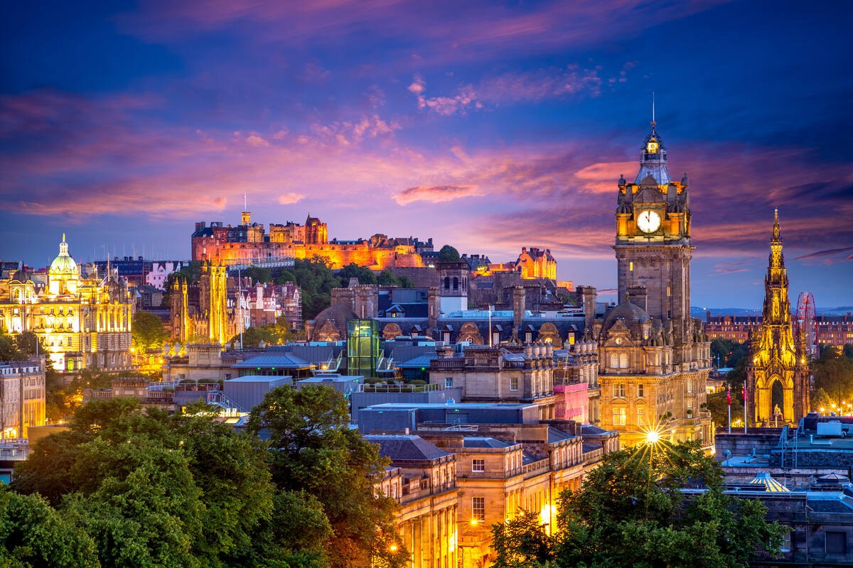 Edinburgh Kalesi, İngiltere